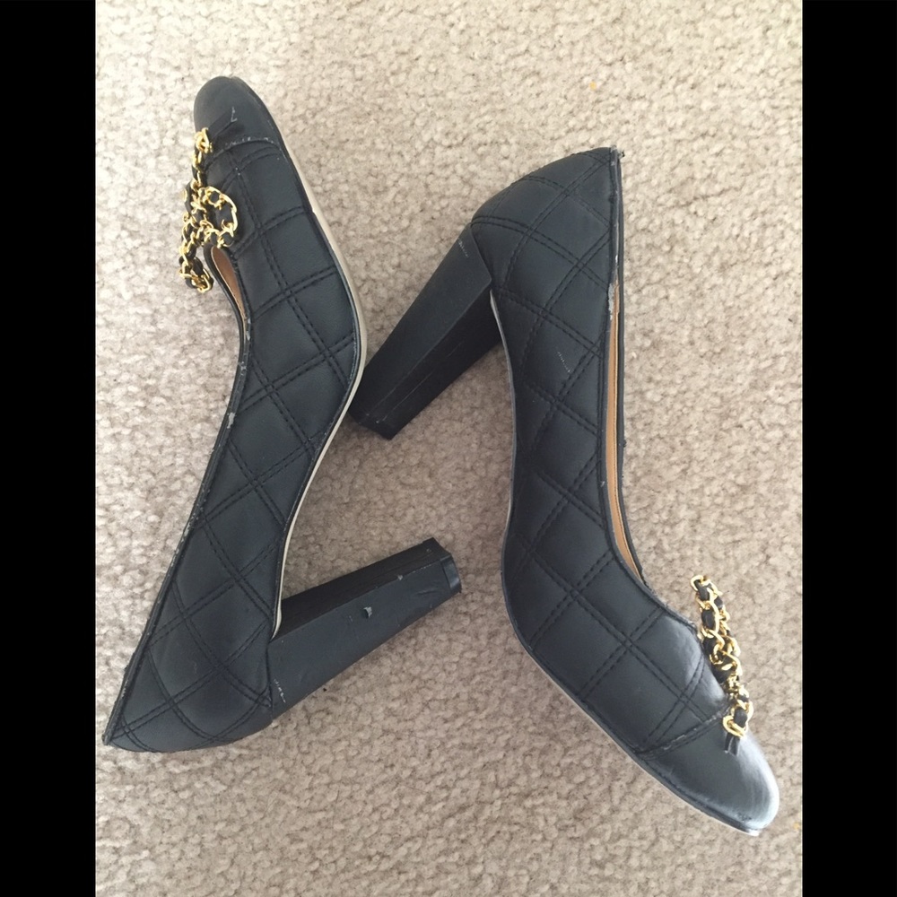 Shoe Dazzle Black 4inch pumps - Picture 1 of 3